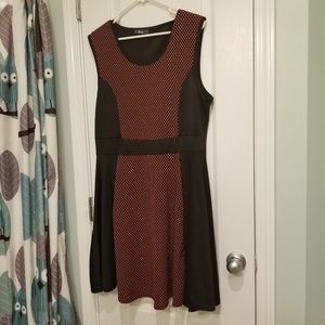 Flattering black and pink dots dress